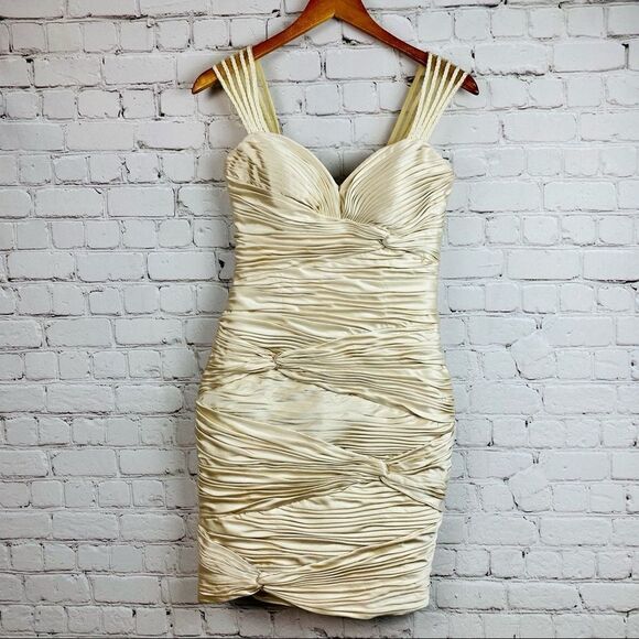 Terani Couture Ruched Champagne Cocktail Prom Dress 4 - Picture 8 of 11